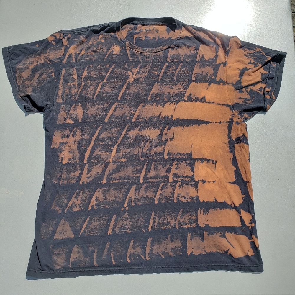 Unisex XL Black - Bleach Washed Tee